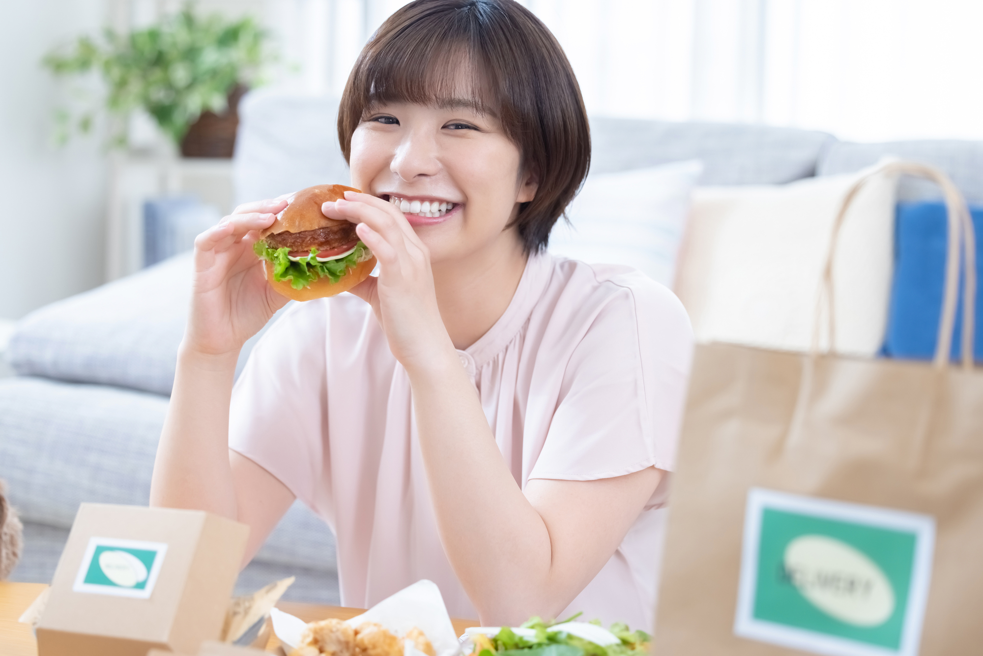 ラブホで出前を注文するメリット