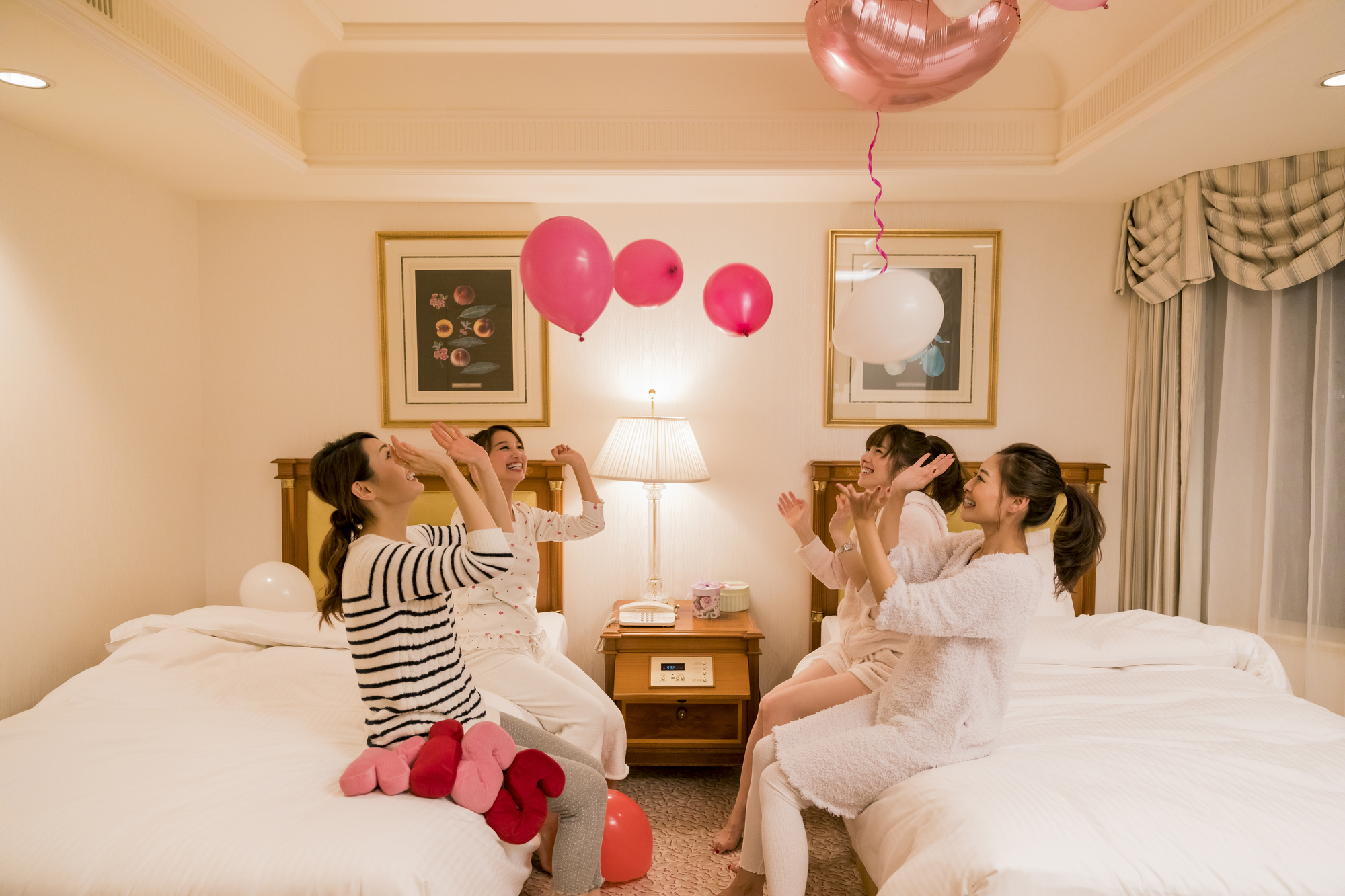 4人での女子会を楽しむためのホテルの選び方